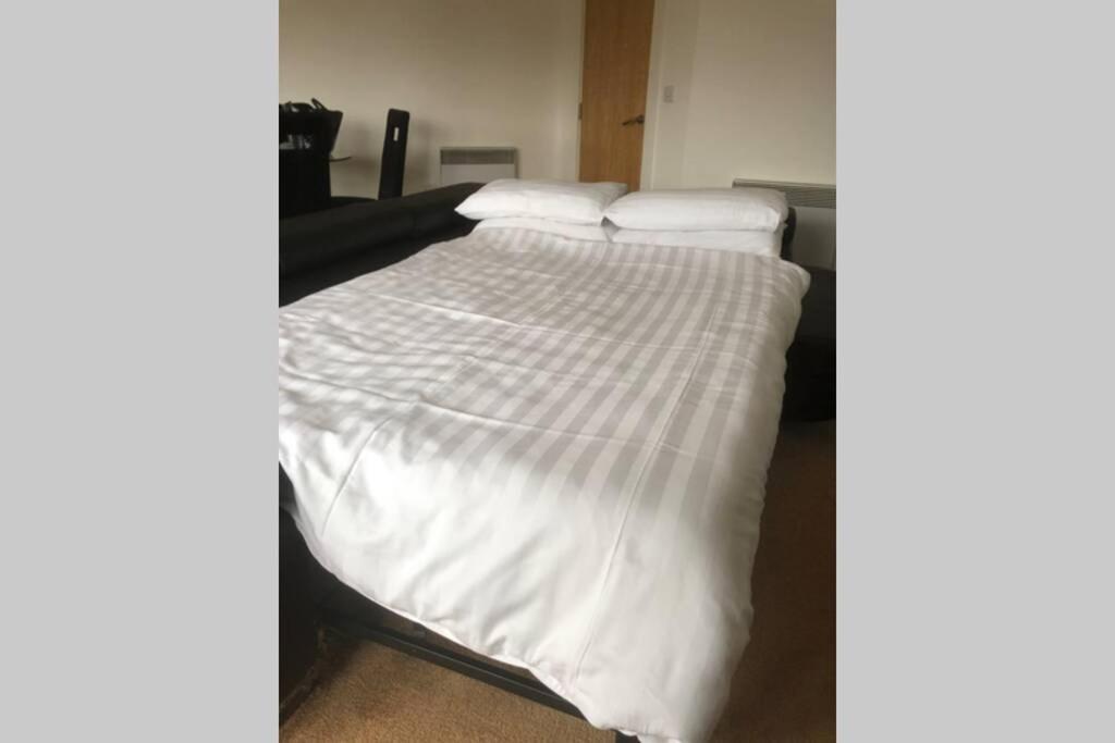 Liverpool, Superb City Centre Apartment With Parking Buitenkant foto